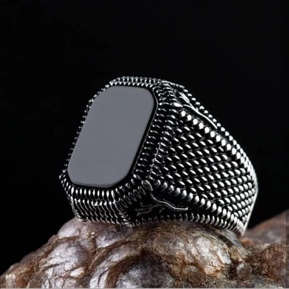 Jewelry - NEW Women’s Black Ring